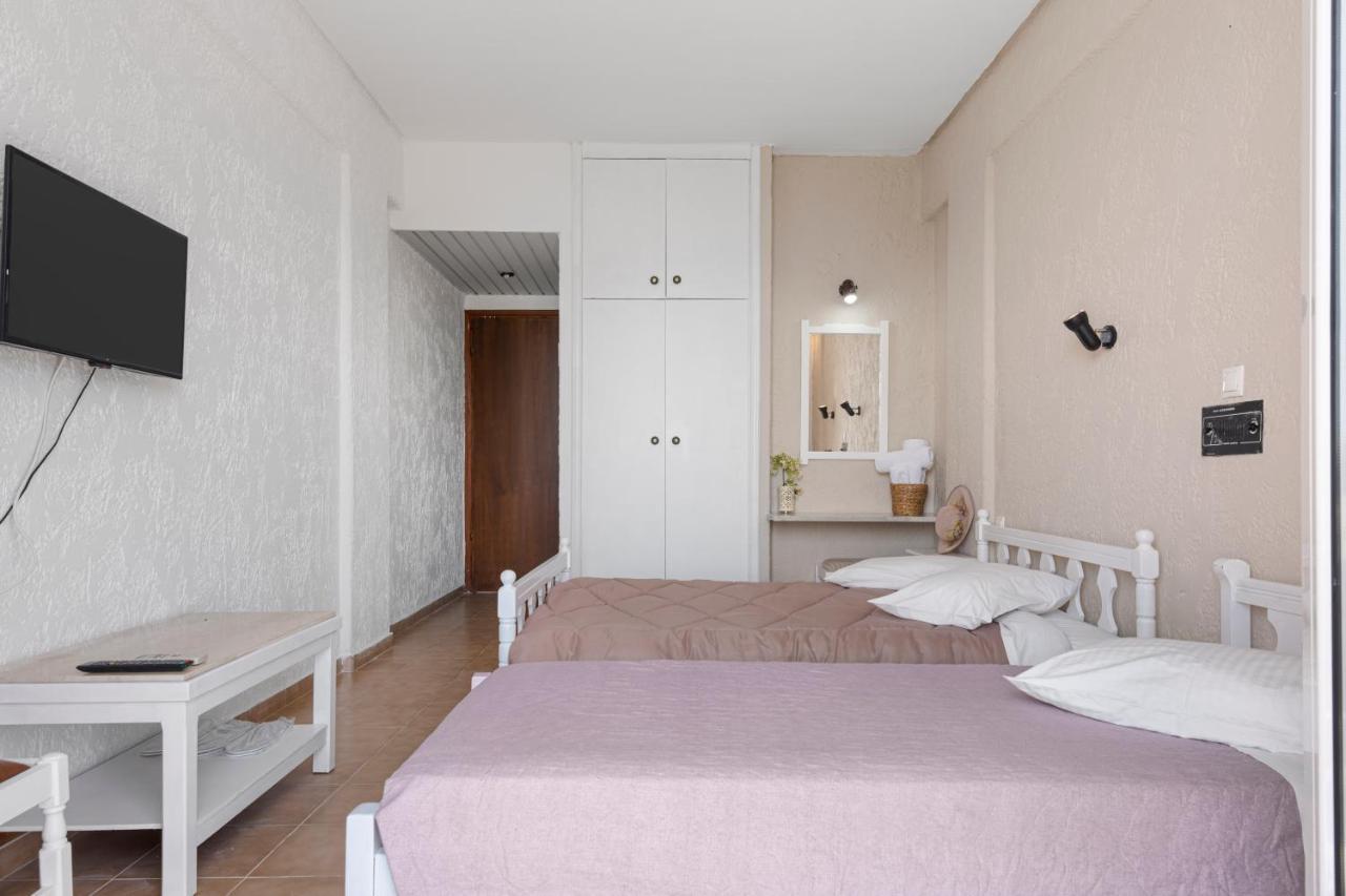 Hotel Alexandros B Nikiana Exteriér fotografie
